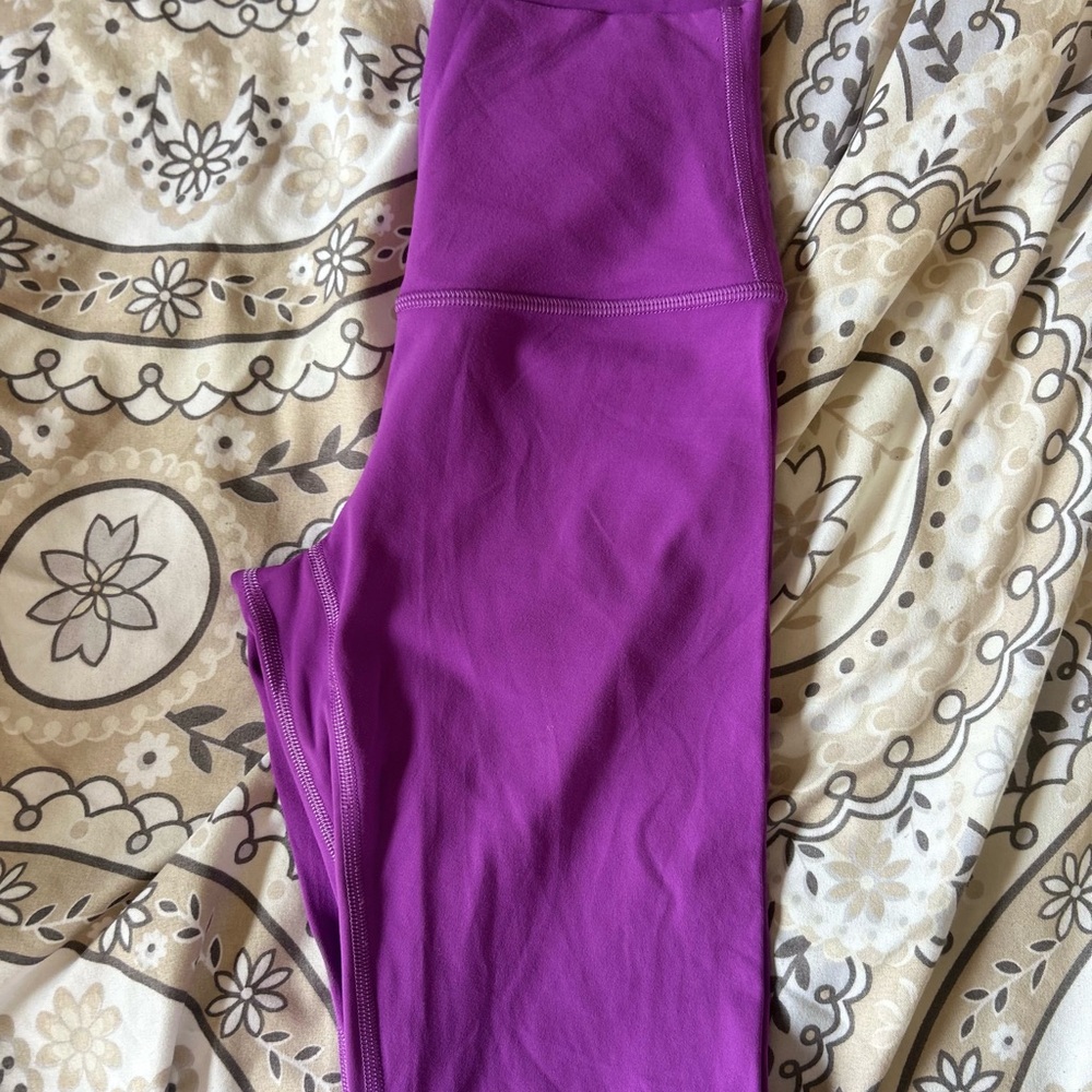 Lululemon Moonlit Magenta Align